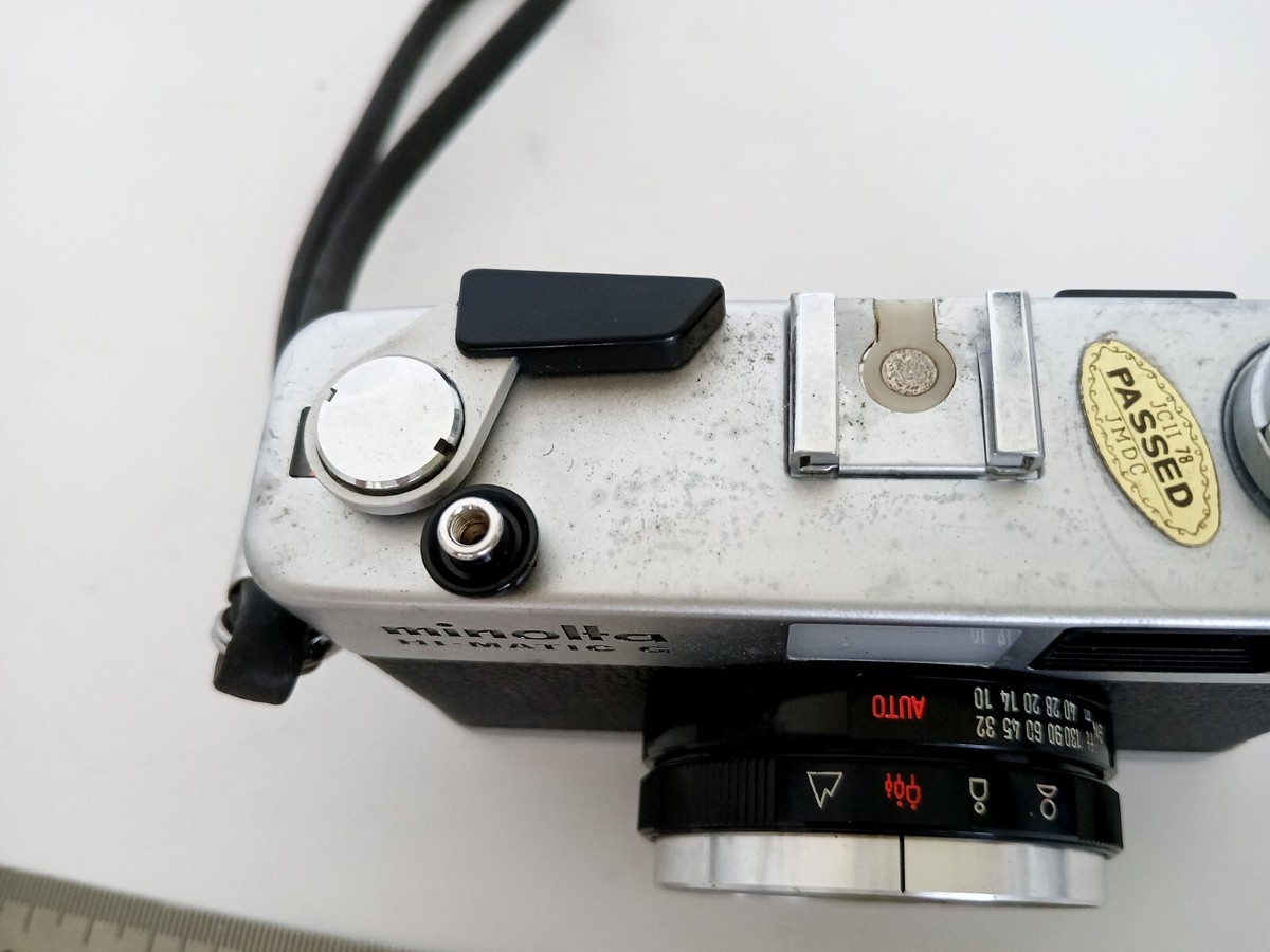 Minolta Hi-Matic G 35mm Vintage Camera Made in Japan NOT TESTED