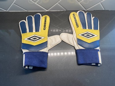 umbro goalie gloves
