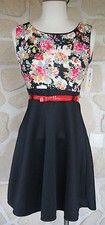 Robe noire et floral neuve taille S marque YOYA (d)