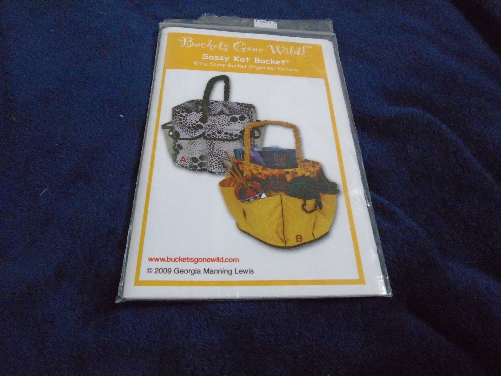 Buckets Gone Wild Sassy Kat Bucket Pattern, 2009 Manning Lewis