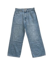 Levi  s Women Size 32 Jeans Light Wash Denim Pants High Waisted Wide Leg Relaxed