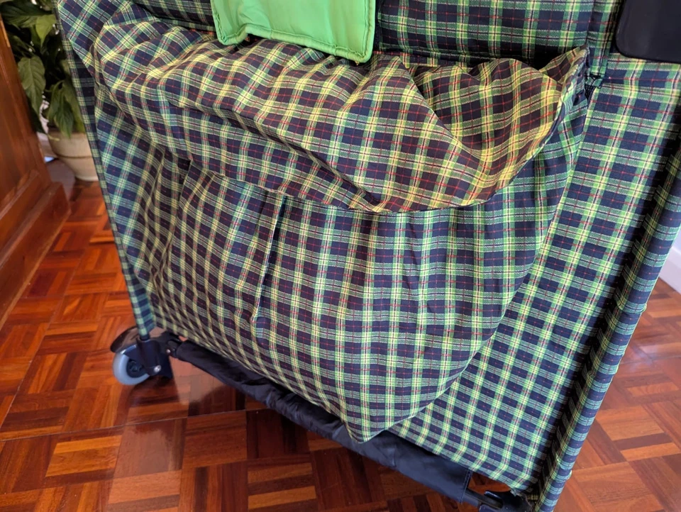 Mothercare Travel Cot Playpen with Carrying Case Baby Toddler Bed Cot - Image 4 of 4