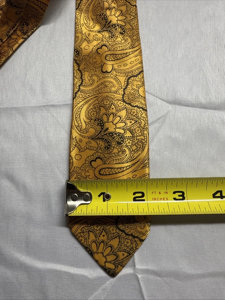 Men’s Neck Tie, Gold And Black Floral Paisley Pattern - Image 3 of 3
