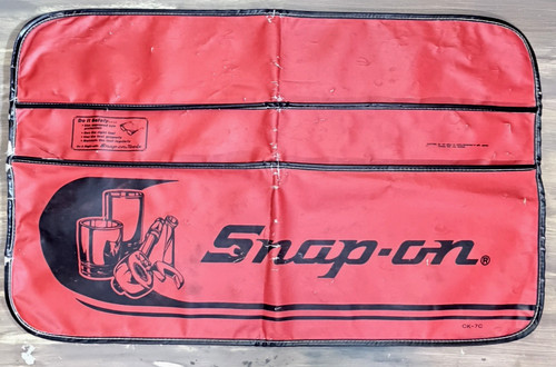Snap-On Fender Cover Protective Mat CK-7C Red with Black Trim Vintage