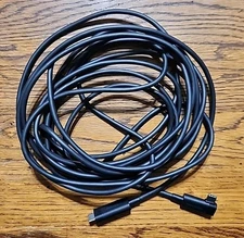 Insignia™ - 16.4' USB-C Virtual Reality Headset Cable for Meta Quest 2 and 3