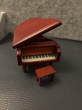 Lundby Barton Caroline's Home Dolls House 1:16 Piano And Stool