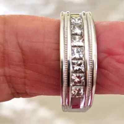14K WHITE GOLD 7 DIAMONDS DESIGNER MAN'S BAND