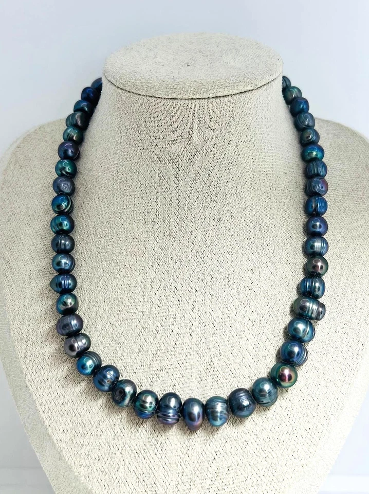 Tahitian Freshwater Pearl Necklace 40cm with Cubic Zirconia Clasp | Baroque P... - Image 2 of 4