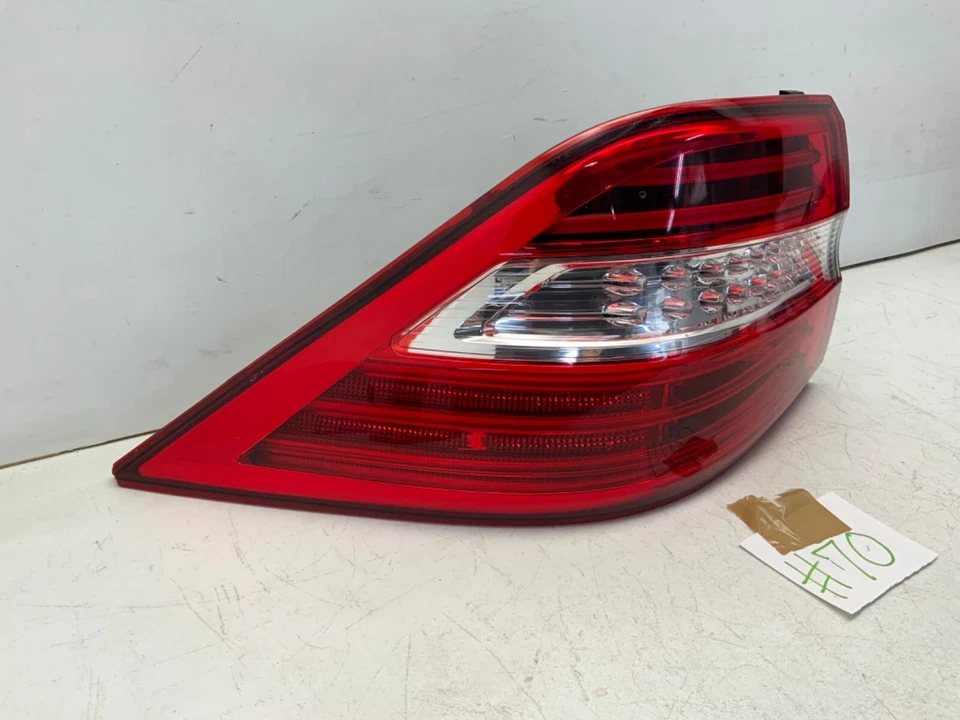 *DAÑADO* 2012-2015 Mercedes Benz ML350 ML550 lado del conductor LED luz trasera OEM Foto 3 de 4