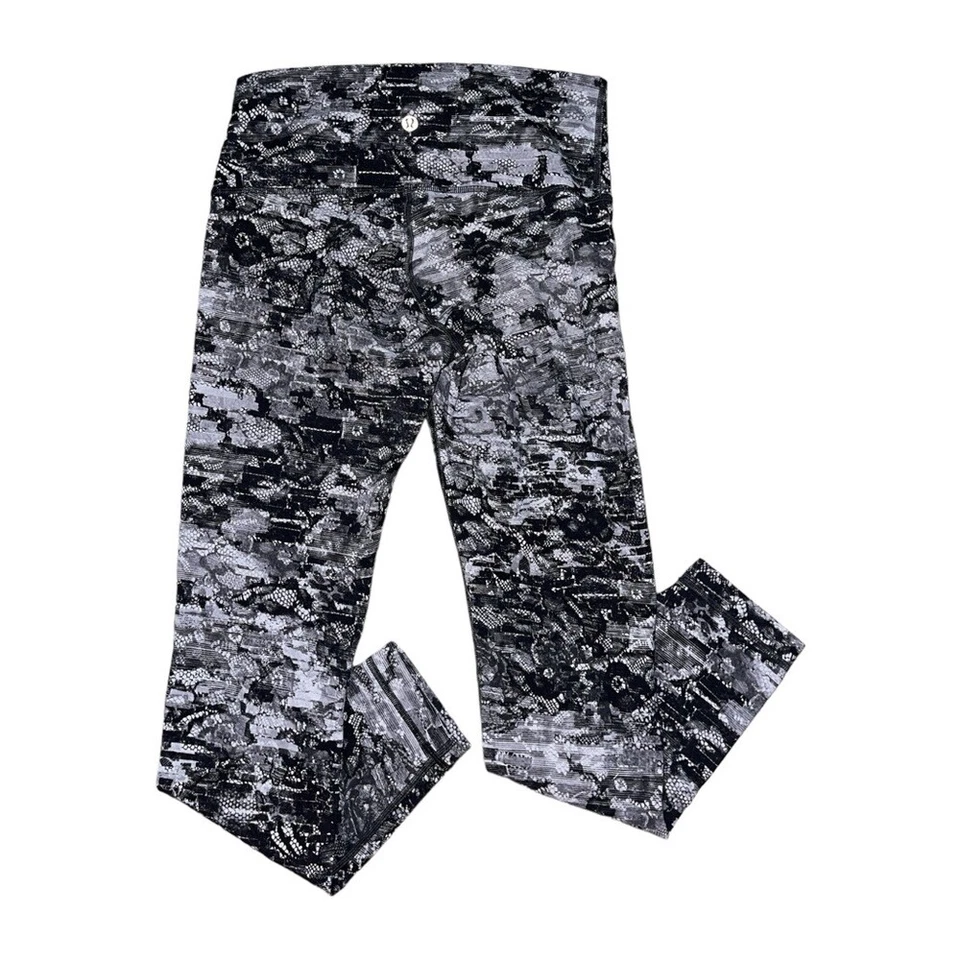 Mallas Lululemon Wunder Under High-Rise 7/8 *Full-On Luxtreme 25" para mujer talla 6 Foto 4 de 4