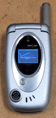 Pantech PN-215PP / PN215 - Silver ( Verizon ) Very Rare Cellular Flip Phone