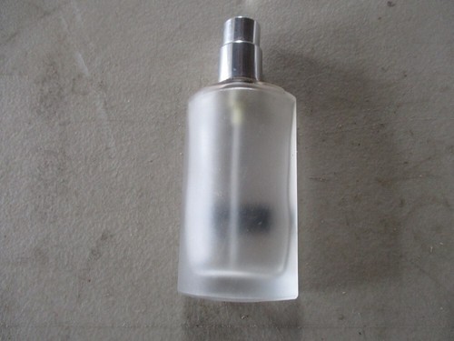 Vintage Gene Simmons KISS "Her" Spray Bottle Perfume Limited Collectible Nice - Picture 2 of 2