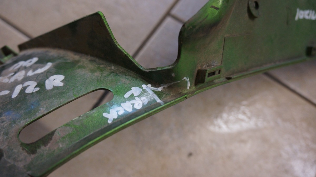 2000-2001 Kawasaki Ninja ZX1200 Right Lower Cowling Fairing 55028