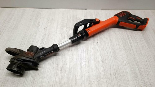 Akkubetriebene Rasentrimmer Black&Decker STC1840EPC - Bild 3 von 6