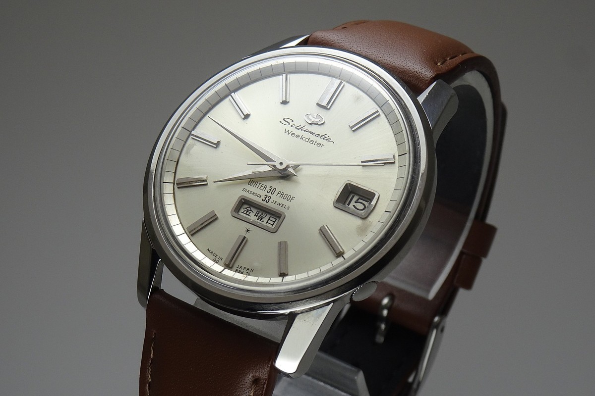 超希少✨SEIKO シャリオ　自動巻き　2411-3000 Vintage 稼働 2411-3000] こんなの見たことある人いる？ : r/Seiko