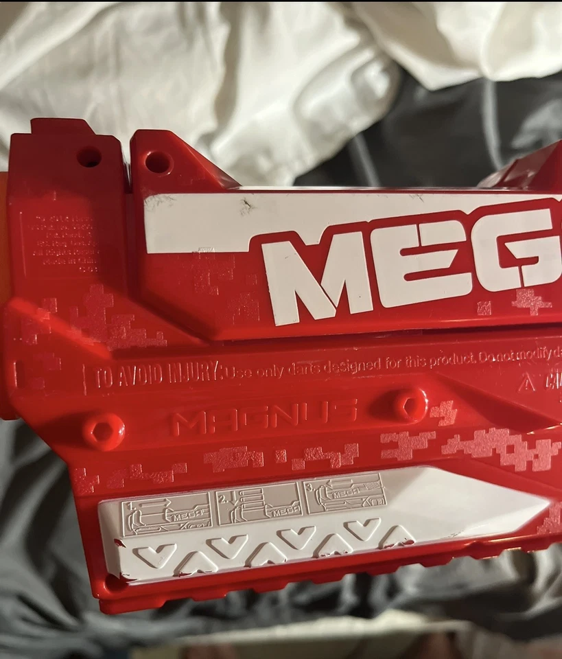 Pistola bláster Hasbro N-Strike Elite usada Mega MAGNUS Foto 2 de 4