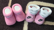 Nike Newborn Infant Booties Crib Shoes Socks 3-6 Mos. Pink Star New