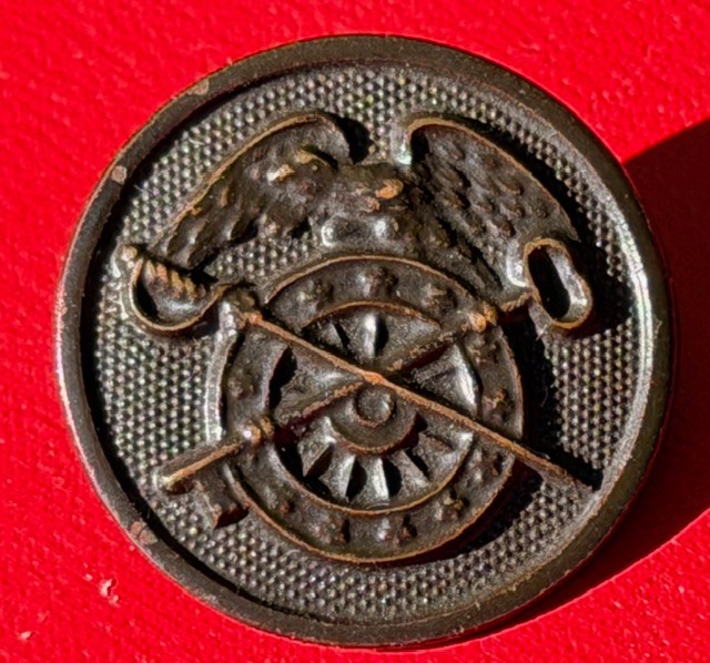WW1 US collar disc Quartermaster, disk, pin, insignia, brass, type 1, French 