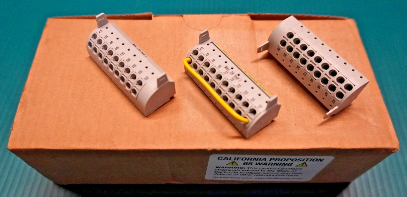 GENUINE Danfoss 3 Pieces Kit Terminal Blocks / Variable Frequency Drive 130B0295