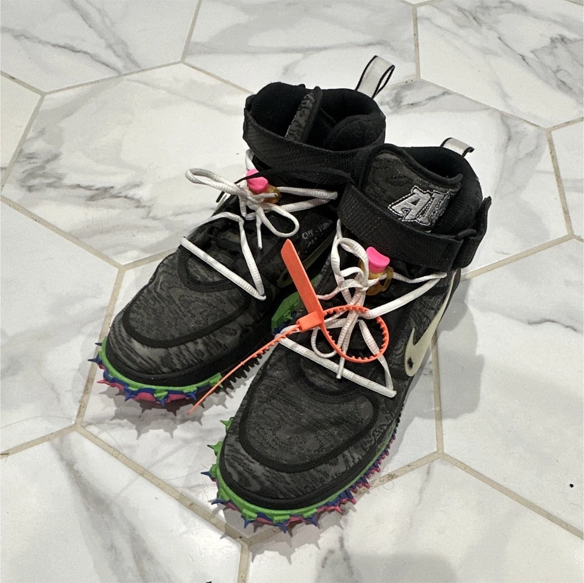 Preços baixos em Off-White Air Force 1 Mid Black | eBay