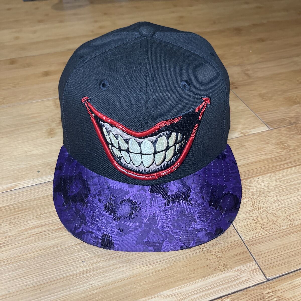 New Era 59FIFTY Batman Joker DC Comics Rare Fitted 7 3/8 Hat New Era 59FIFTY Batman Joker DC Comics Rare Fitted 7 3/8 Hat