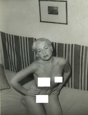 NU FEMININ vers 1950 grande photo 22 x 17 cm