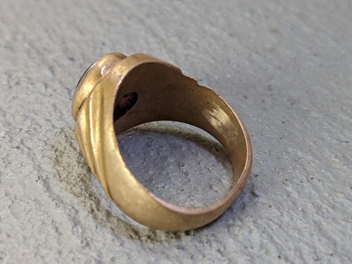Men's Vintage Brass Ring Size 9.25 Purple Glass Oval Modern Faceted 10.5g - Picture 10 of 15