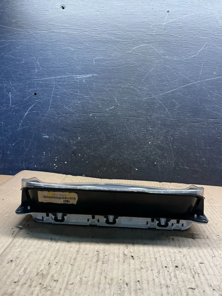 2010 2011 2012 Nissan Pathfinder Speedometer Cluster Gauge OEM s2308 DG - Image 4 of 4