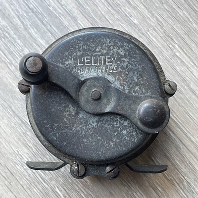 L'Elite Metall Angelrolle Vintage French Made in France Holzgriff 30er Jahre
