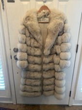 Vintage Alaskan Fox Tiered Fur Coat Custom Built Furs Kansas City medium Pockets