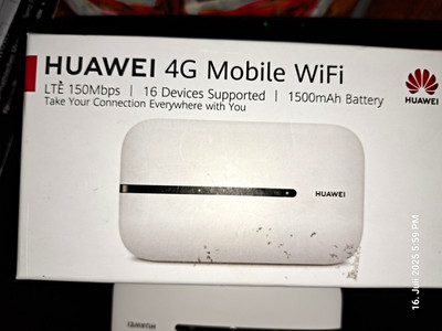 Huawei LTE-WLAN-Hotspot E5576-320 4G Unlocked 150 Mbps Weiß Micro-USB