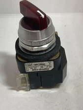ALLEN BRADLEY 800T-16HR17KB6AX SELECTOR SWITCH 1NO/1NC RED ILL 2 POS MAIN SER U