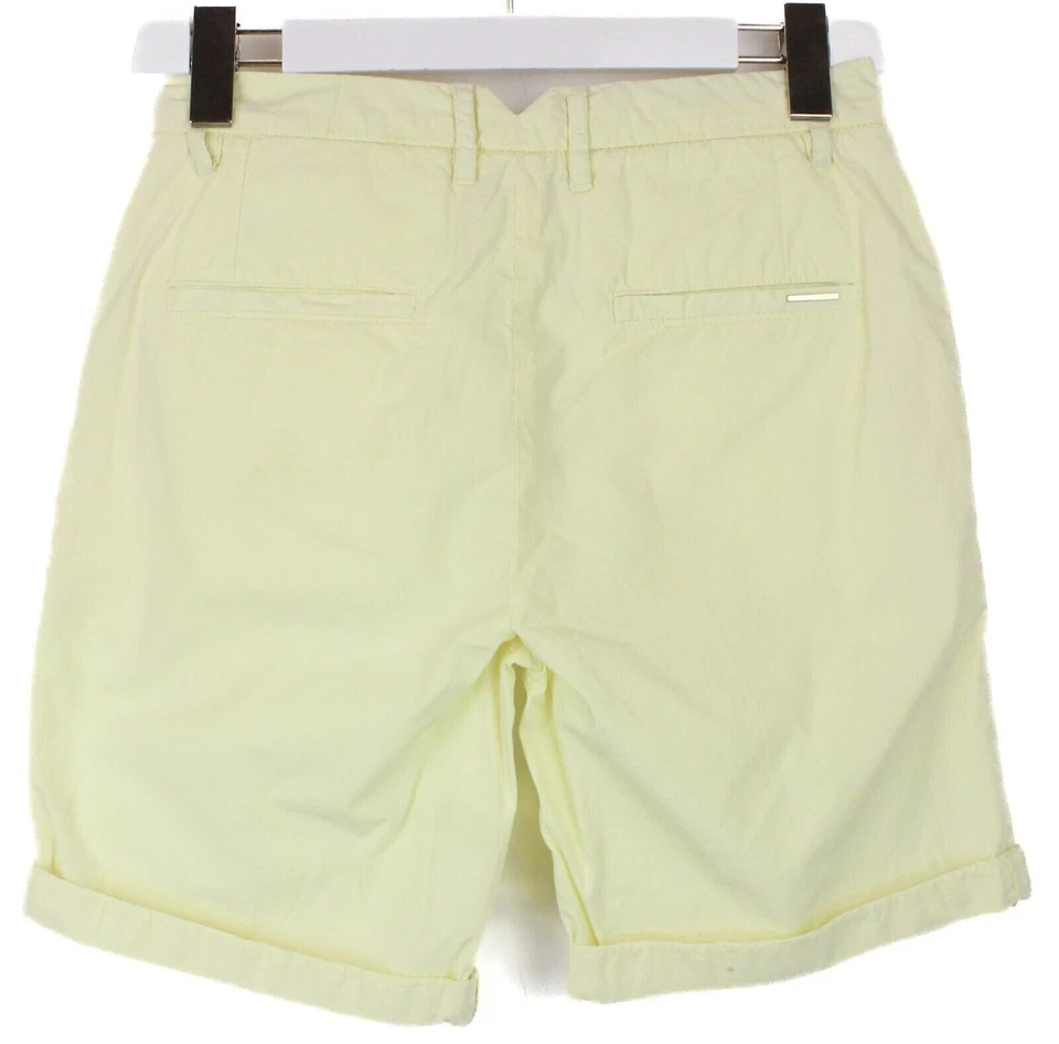 Pantalones Cortos Guess Gladys Bermudas Mujer US 24 Amarillo Claro Pastel con Cinturón Chinos Foto 2 de 4
