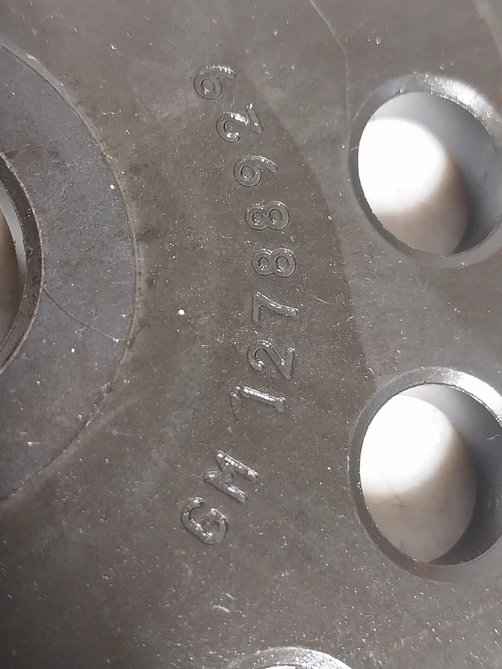 Piñón de engranaje del árbol de levas del motor GM 12788929 Saab 9-3 y 9-3x 2,0 L 2003-2011 OEM Foto 4 de 4