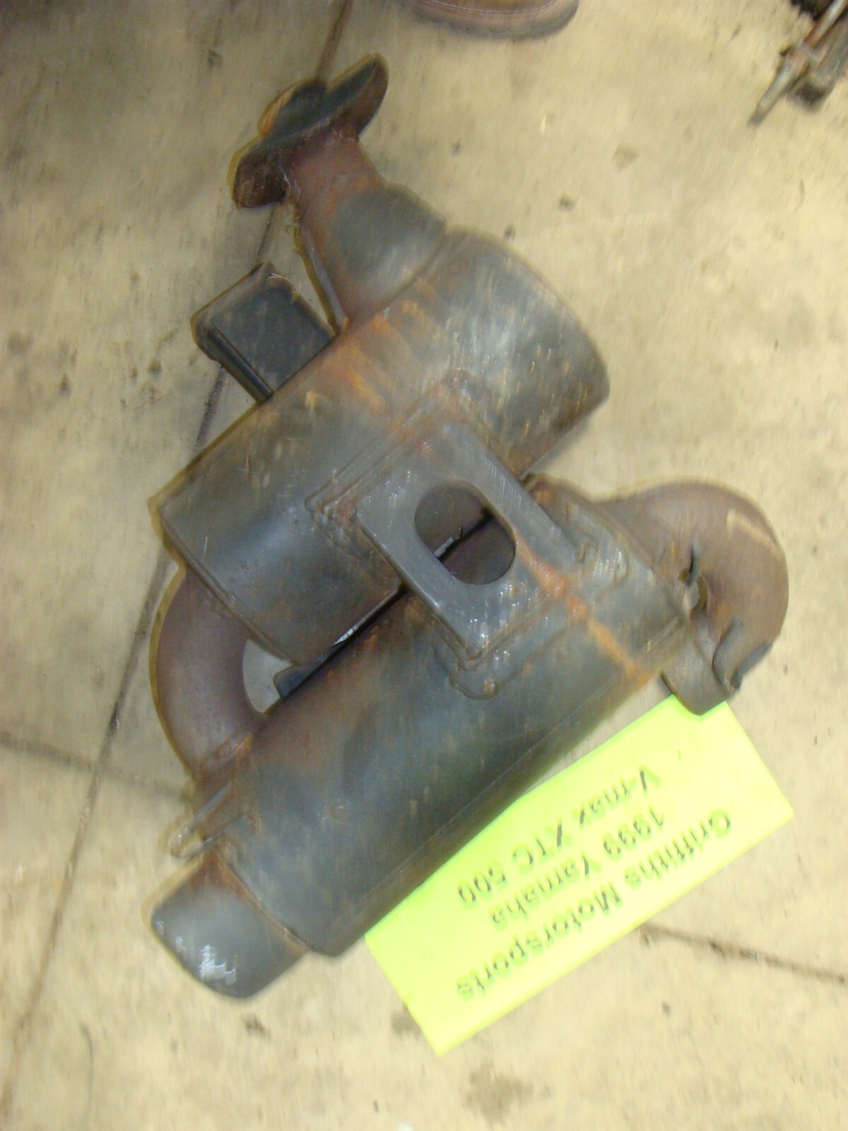 1999 YAMAHA Vmax XTC 500 oem original muffler exhaust silencer box can