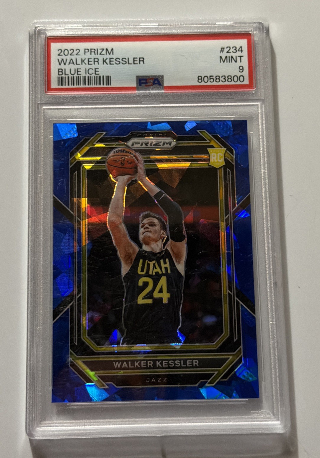 2022-23 Panini Prizm - Walker Kessler #234 Blue Ice Prizm /125 (RC)