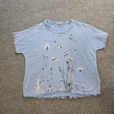 Jess  Jane Top Womens Size Large Blue Floral Art Raw Hem Short Sleeve Casual