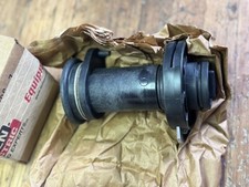 NEW Lincoln Electric M14935  SPINDLE ASBLY 9SM14935 Assembly Welder Parts