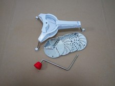 Moulinex 445 - Mouli-Julienne - Küchenreibe 5 Arbeitsscheiben - weiß