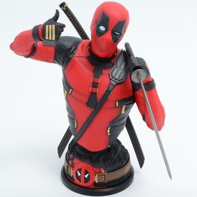 DEADPOOL WOLVERINE Happy kuji Prize A DEADPOOL Bust-up Statue Figure New