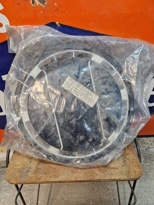 NOS VW Enjoliveur roue VOLKSWAGEN POLO PHASE 1 867601147 la fourmis - Photo 1/4