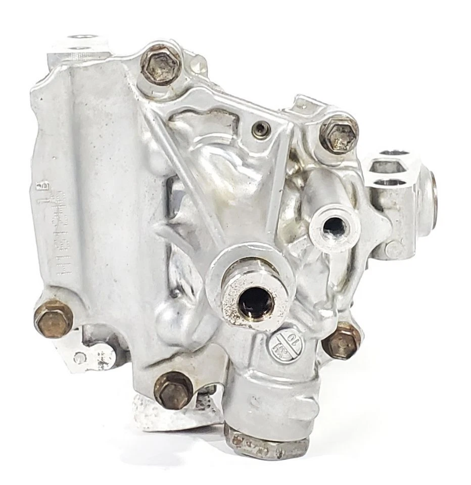 2018 Toyota Camry OEM Oil Pump 2.5L 4 Cylinder FWD 15100f0010 - Image 2 of 4