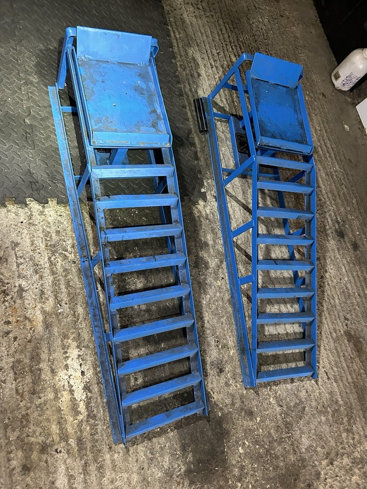 2 Ton Hydraulic Car Ramps 2PCS Heavy Duty Garage Auto Van Bottle Lift