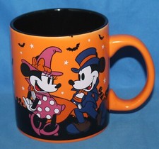 Silver Buffalo Disney Mickey and Minnie Kiss & Heart Hands 14oz Glitter Handle Glass Mug — listing 5