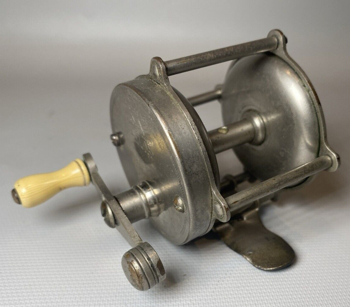 Vintage Portage Atlas 60 lbs Raised Pillar Small Fishing Ree