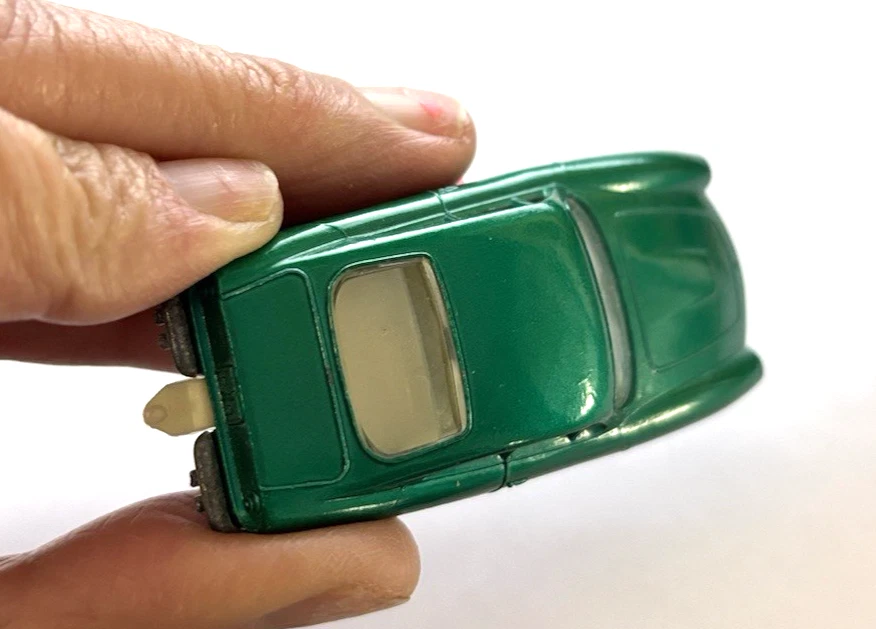 Matchbox Lesney Ferrari Berlinetta Green No 75 Skinny Wire Spoke Wheel - Image 4 of 4