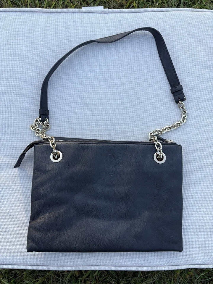 Bolso sin asas/hombro Emporio Armani de cuero negro (bolso de 2 piezas) Foto 4 de 4