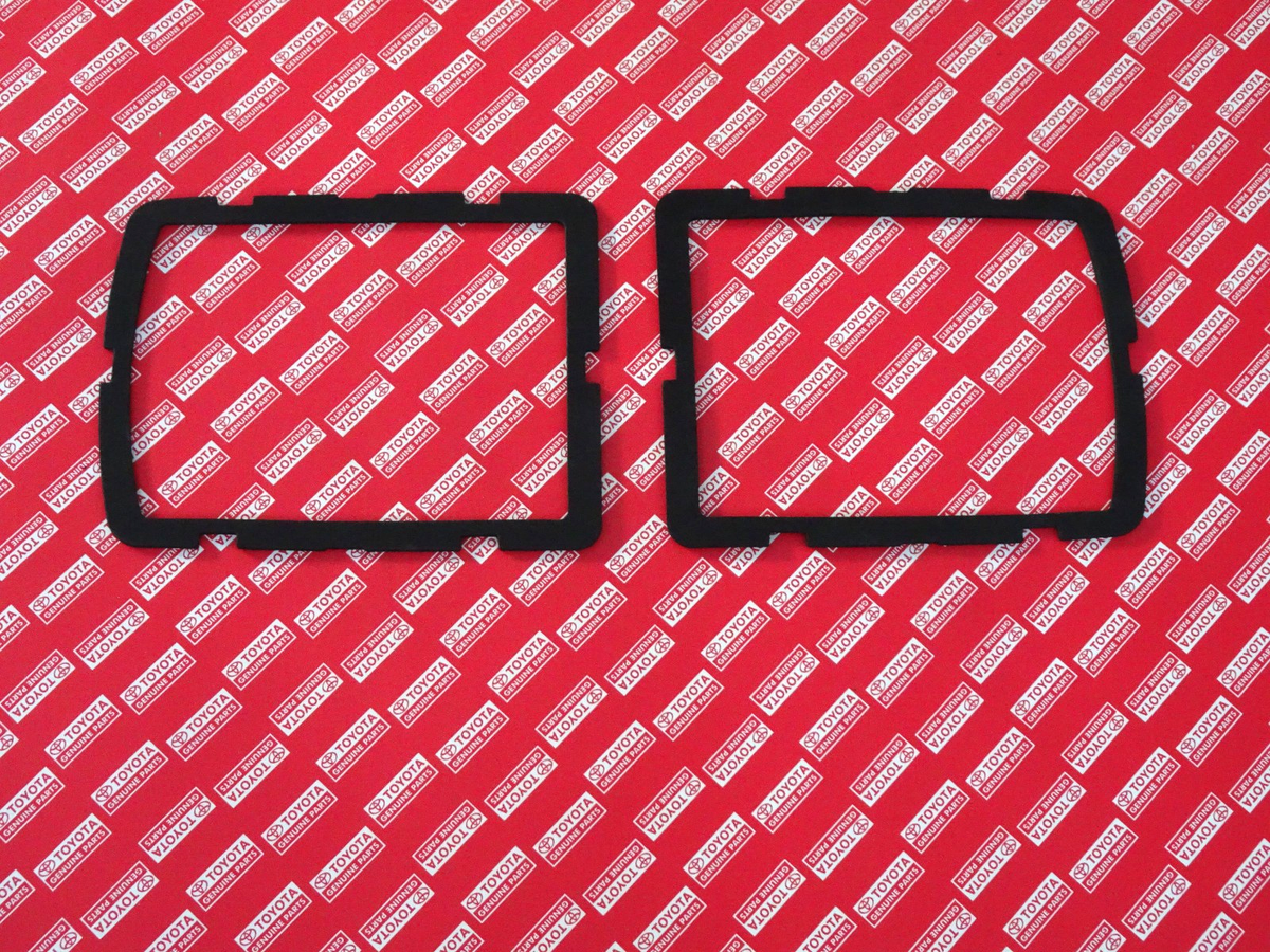 1974 1975 1976 1977 1978 1979 Toyota Corolla TE51 TE52 Tail Lamps