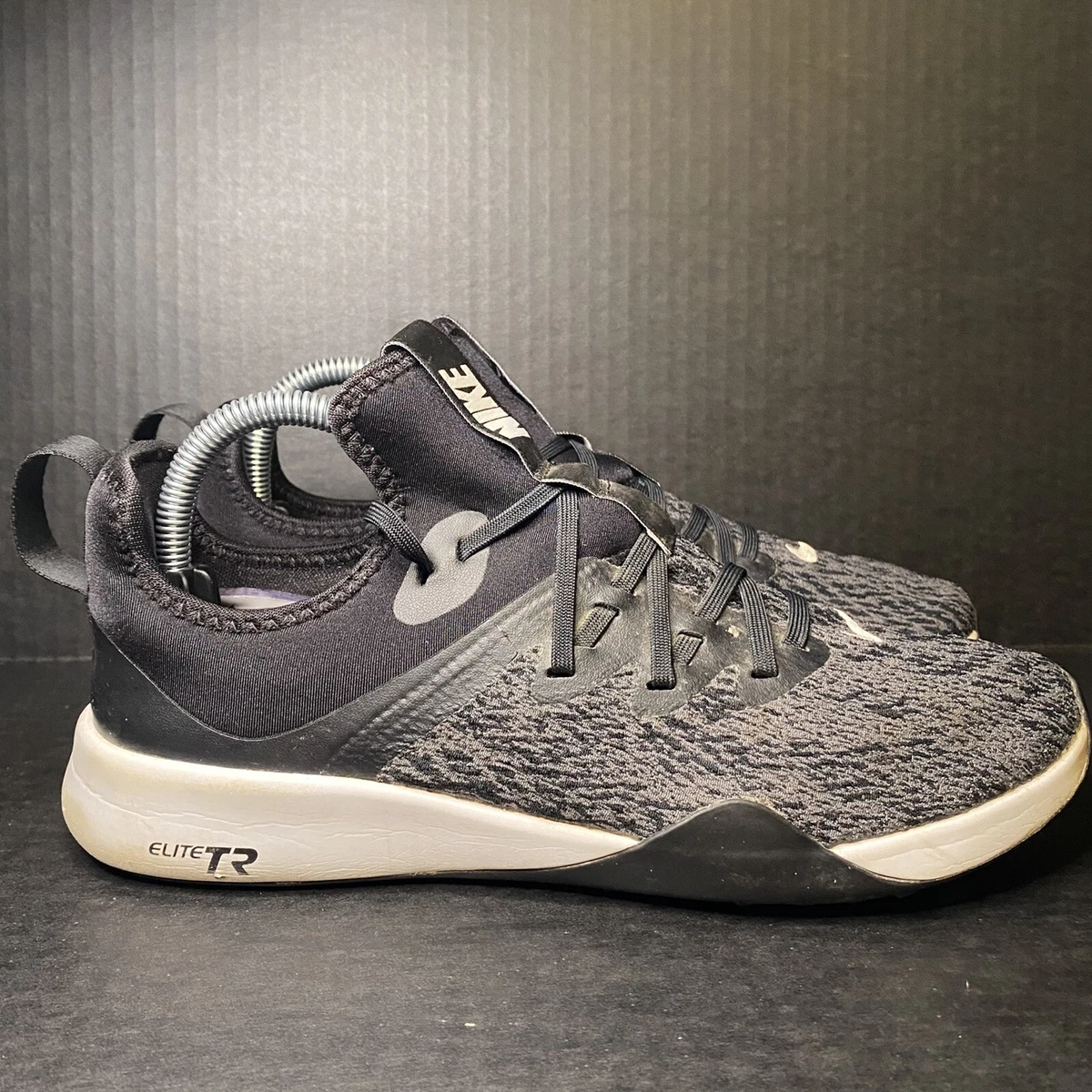 Nike Foundation Elite TR Black Womens US Size 8.5 AJ8154 001 Running Train Shoes