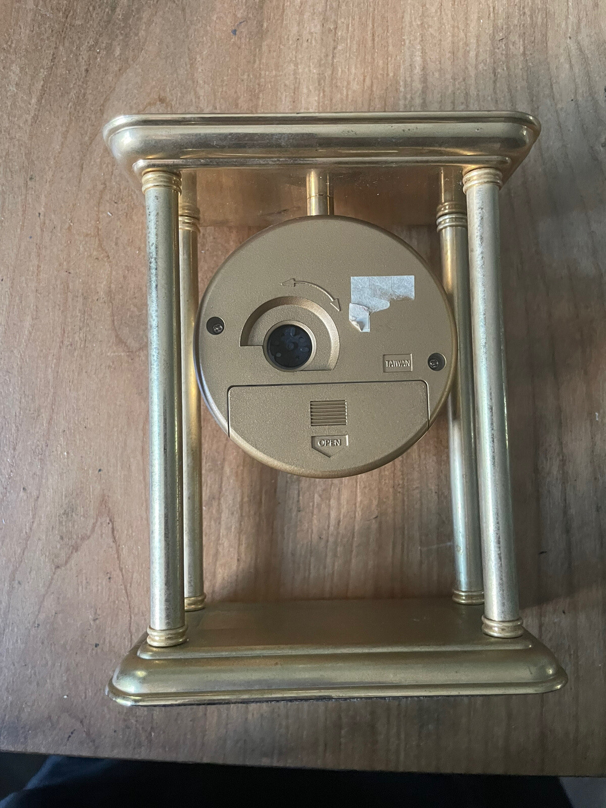 Bulova B1435 Desk Table Clock Quartz Gold